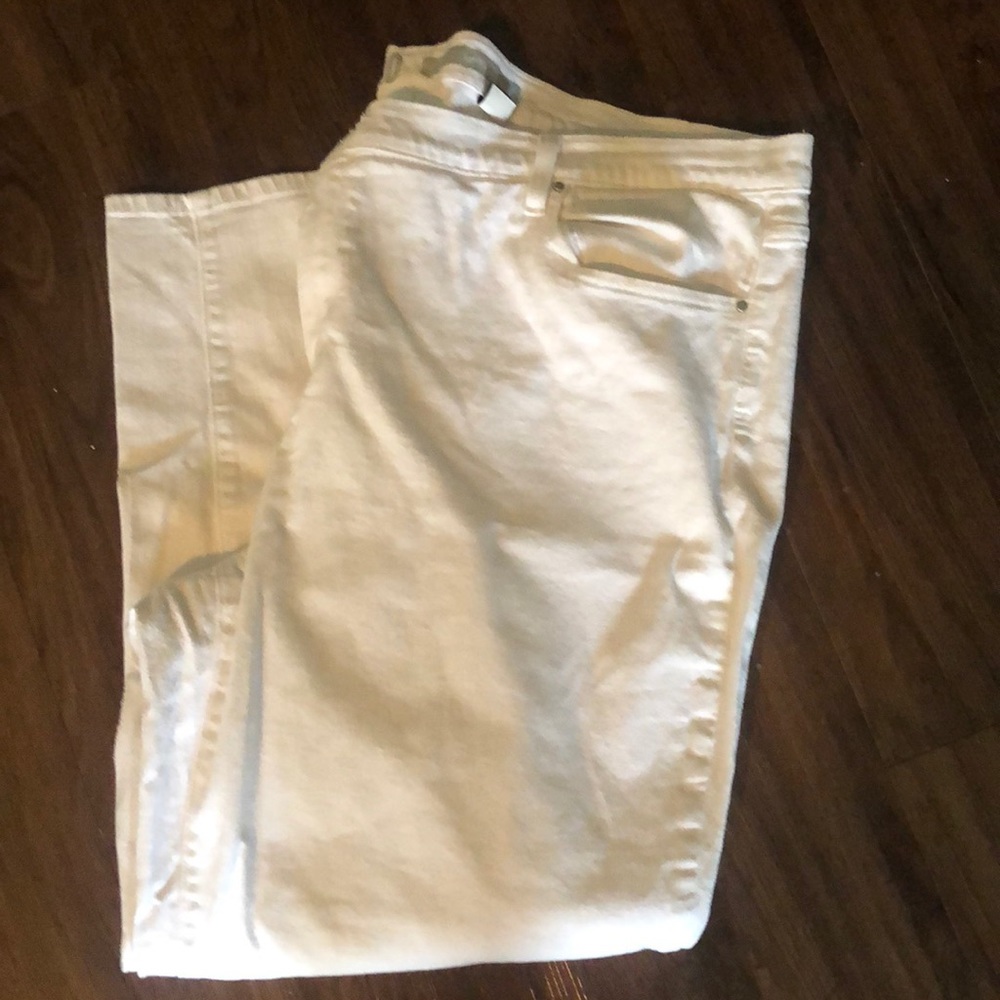 DKNY white jeans